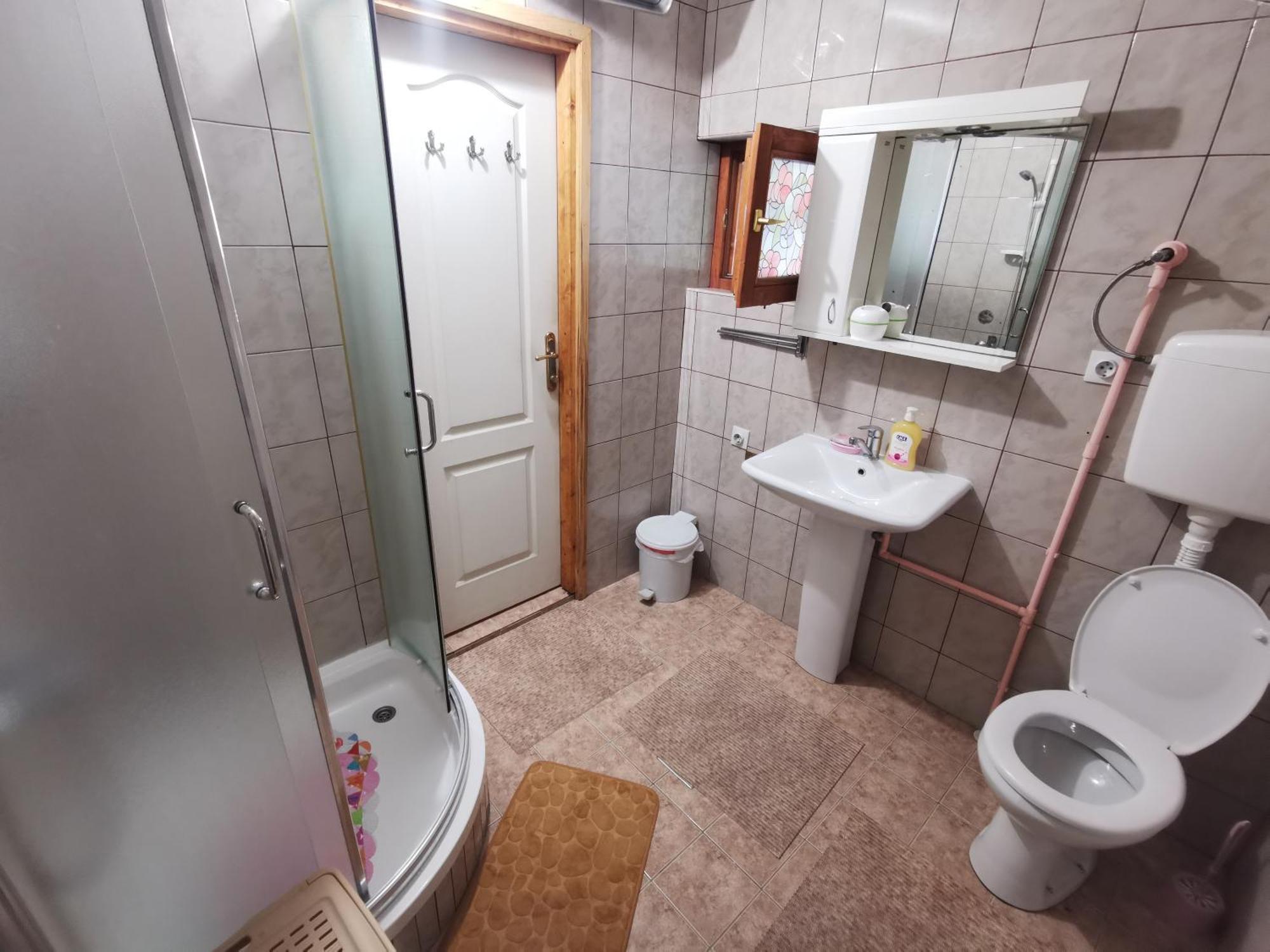 Apartments Domacinstvo Nikolic Valjevo Exterior foto