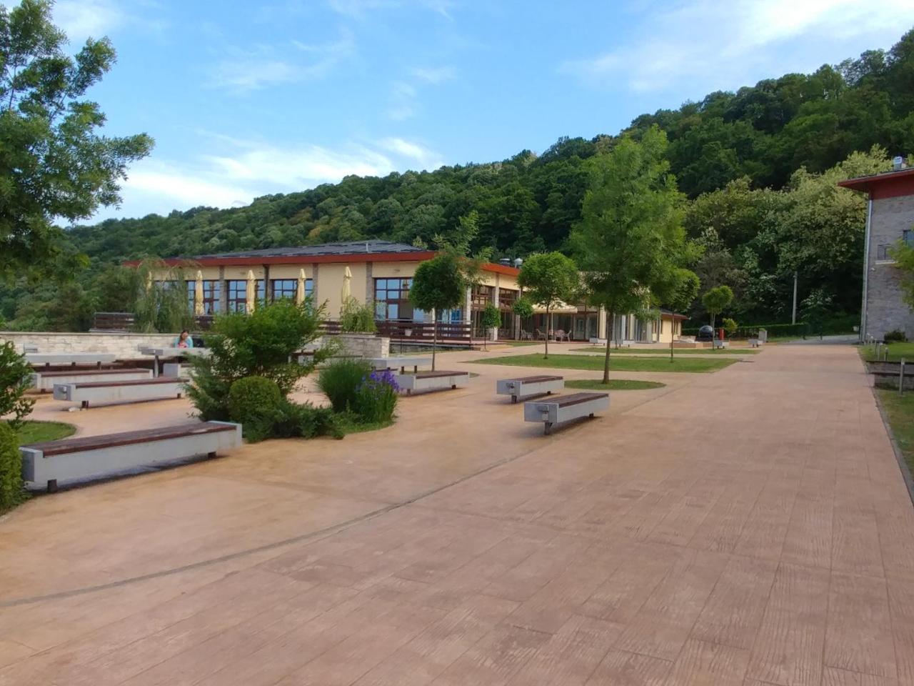 Apartments Domacinstvo Nikolic Valjevo Exterior foto